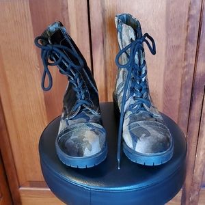 Women's Camo Combat Boots